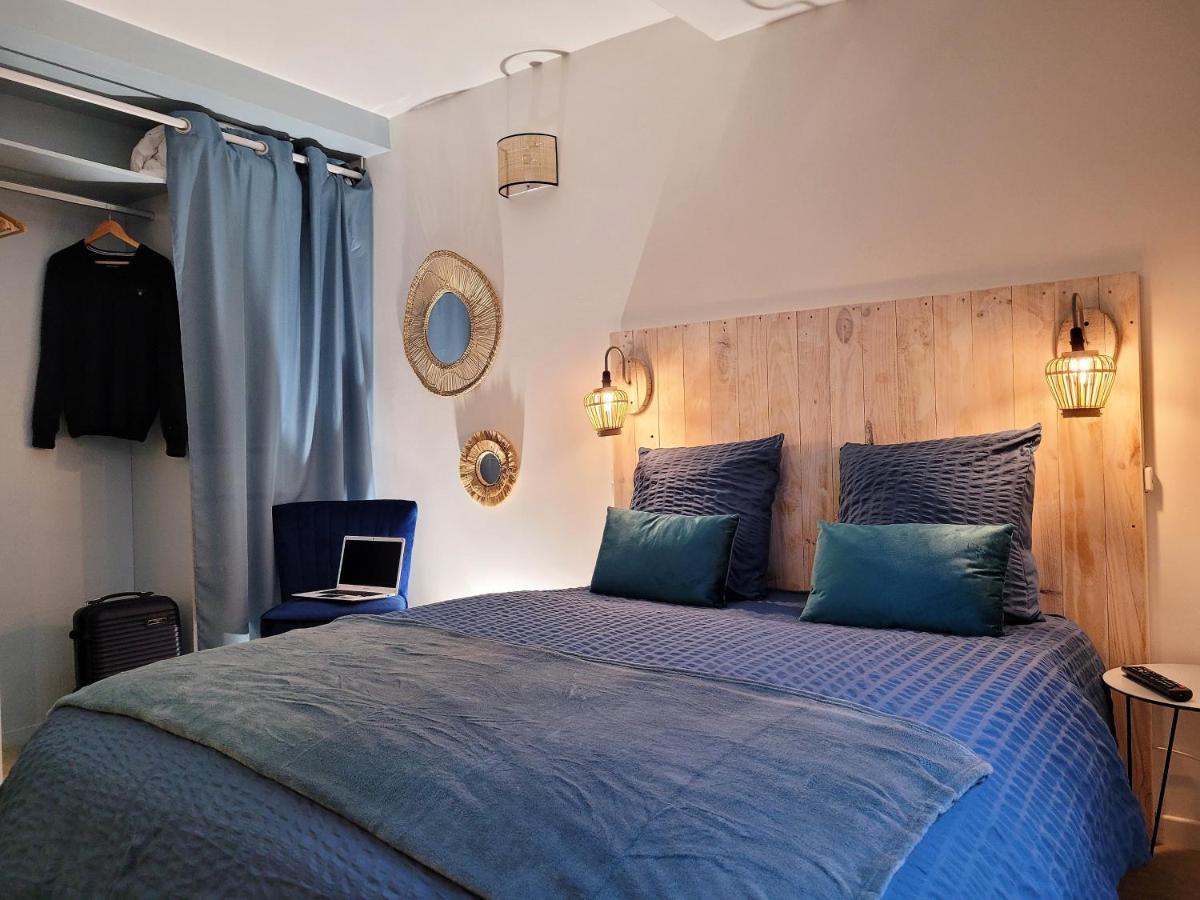 La A 2 Pas: Beachside With Netflix And Services