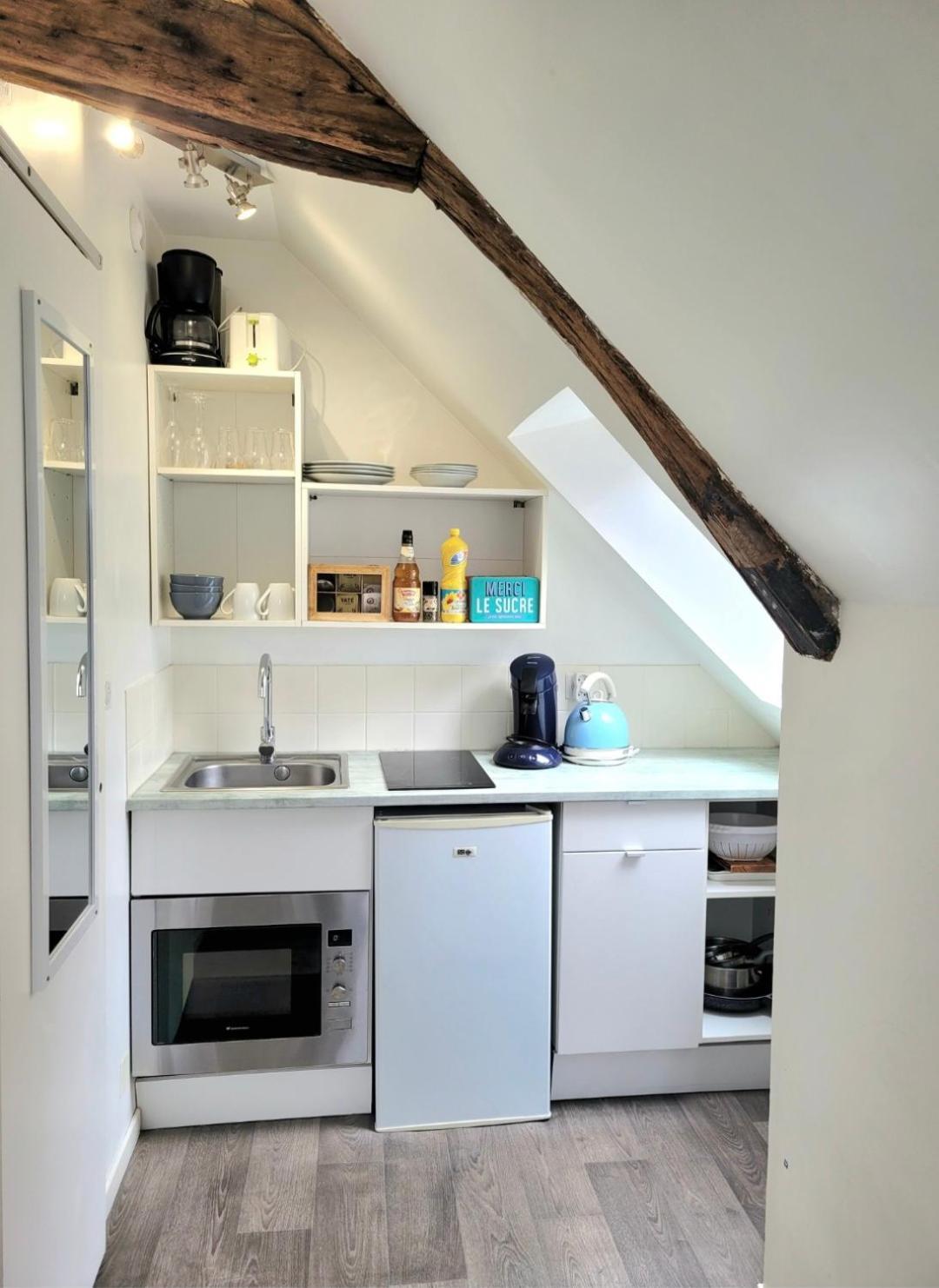 La A 2 Pas: Beachside With Netflix And Services Apartment Dieppe